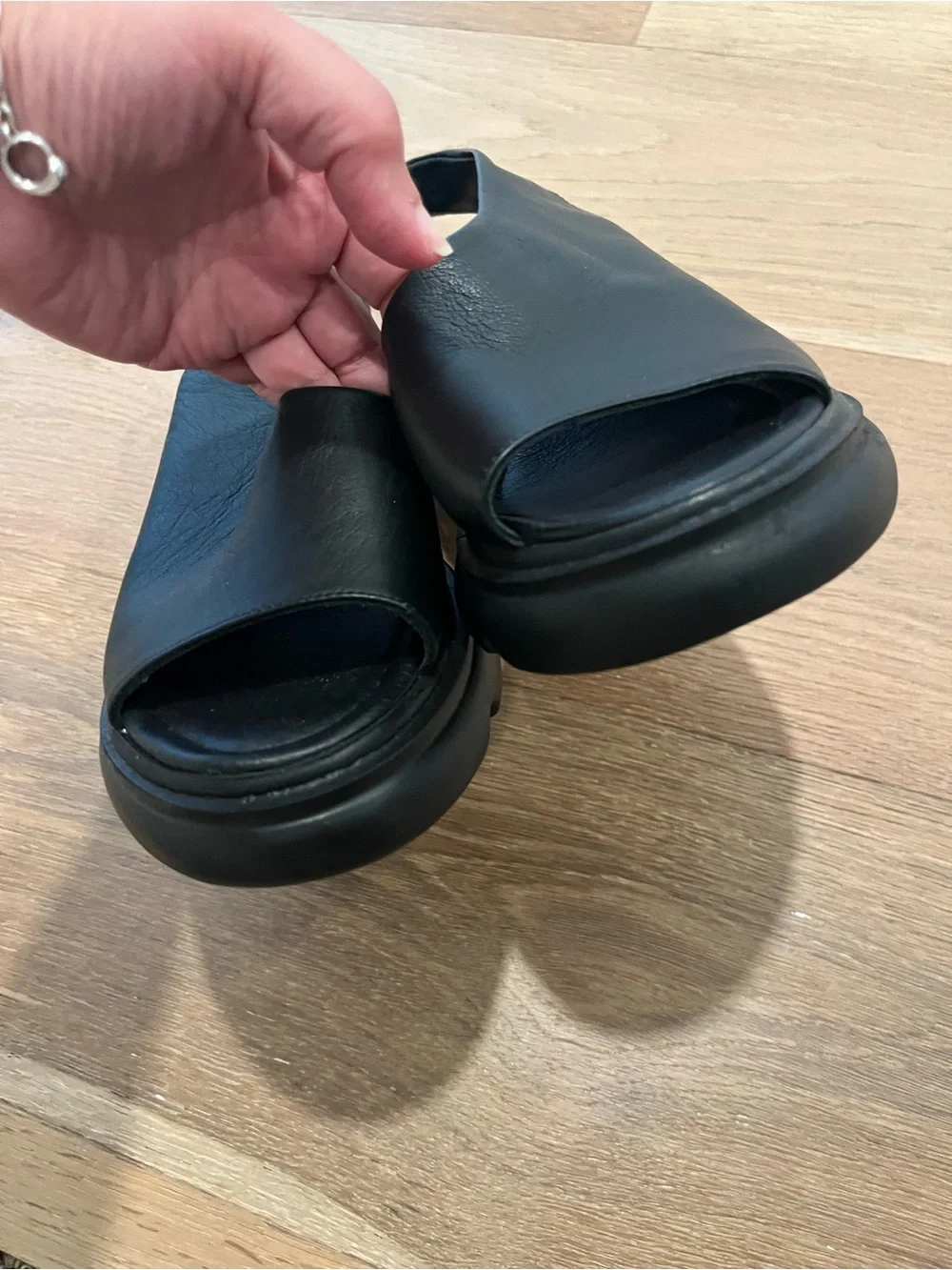 Agusto Leather Platform Sandal Forever & Always Minimalist Shoes size 39 (8.5)